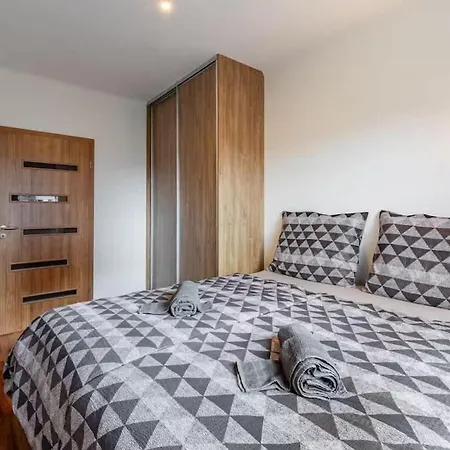 Spacious With Ac And Stunning Views Bratislava