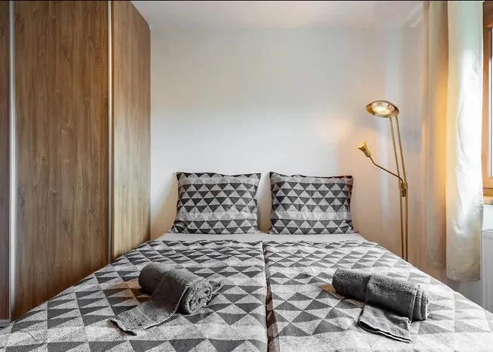 Spacious With Ac And Stunning Views