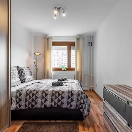 Spacious With Ac And Stunning Views Lägenhet *